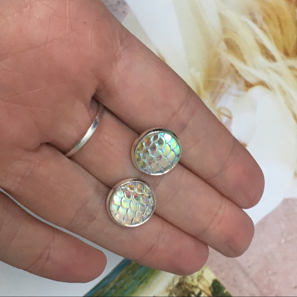 Handmade clear holographic mermaid scale studs - Picture 2 of 4